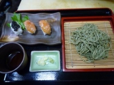 島寿司と明日葉そばの画像