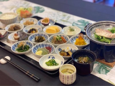 島自慢18品目の小鉢お膳の画像