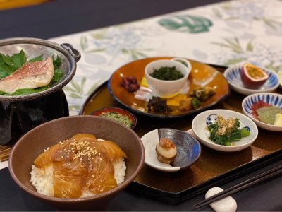 海の幸 海鮮明日葉茶漬けお膳の画像