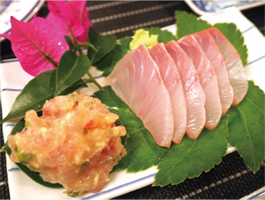 地魚のお刺身の画像