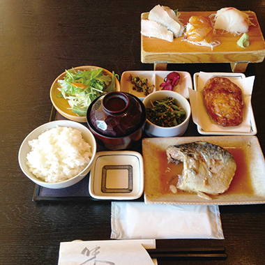 ざこ定食の画像
