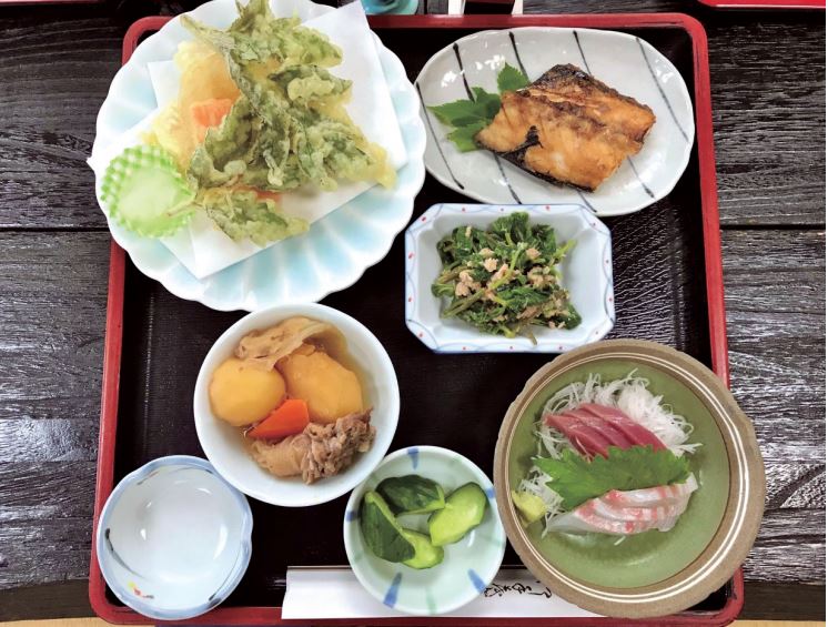 朝海館夕食の画像