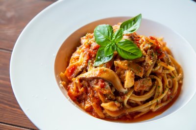 うみかぜ椎茸のガーリックトマトパスタの画像